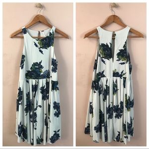 ‼️SOLD‼️Free People Light Gray Floral Dress